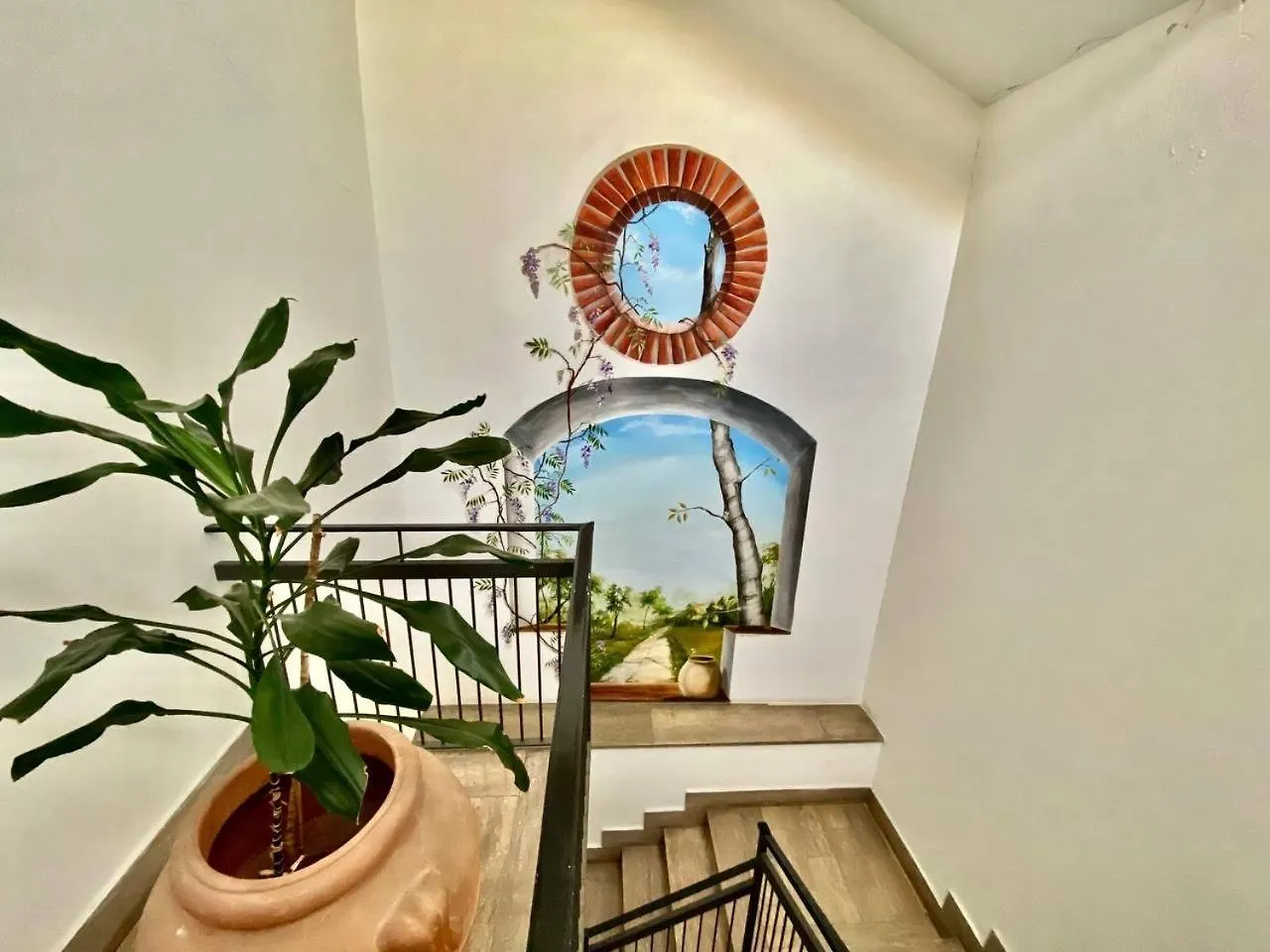 Apartment In Coorte Di Prestigio, Nel Pieno Centro Di Voghera, A Pochi Passi Dalla Stazione